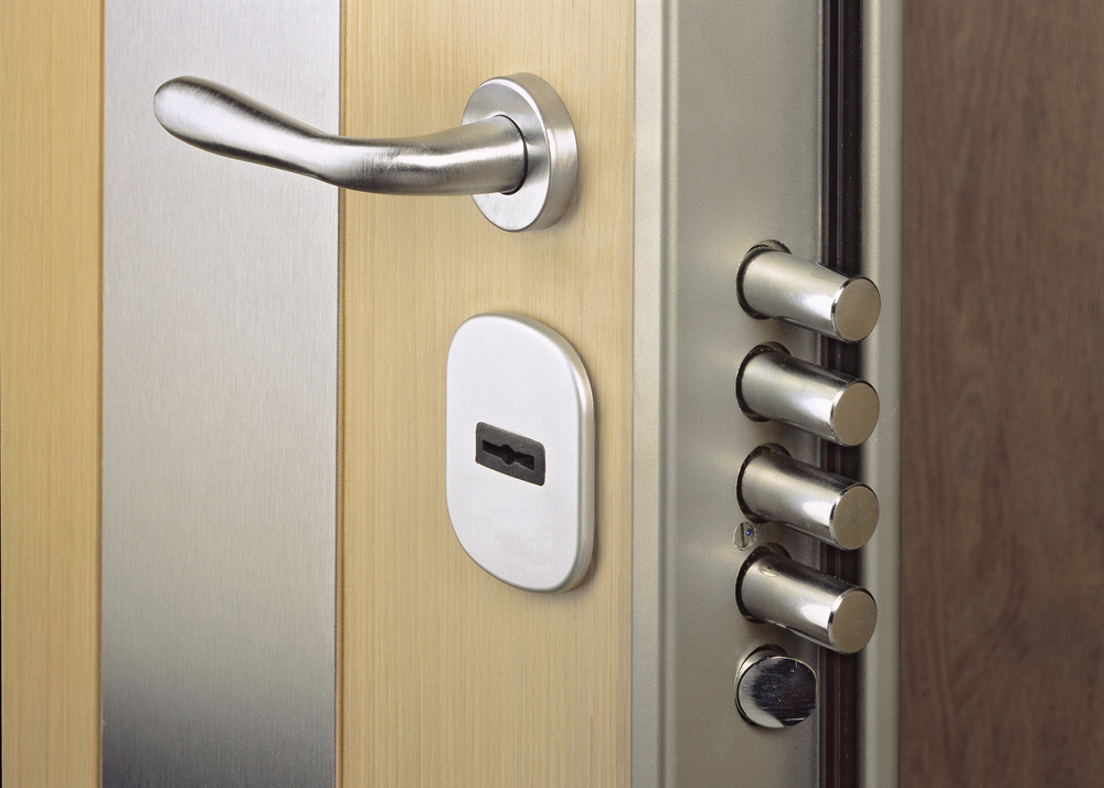 Close Up,look,at,home,door,high,security,lock